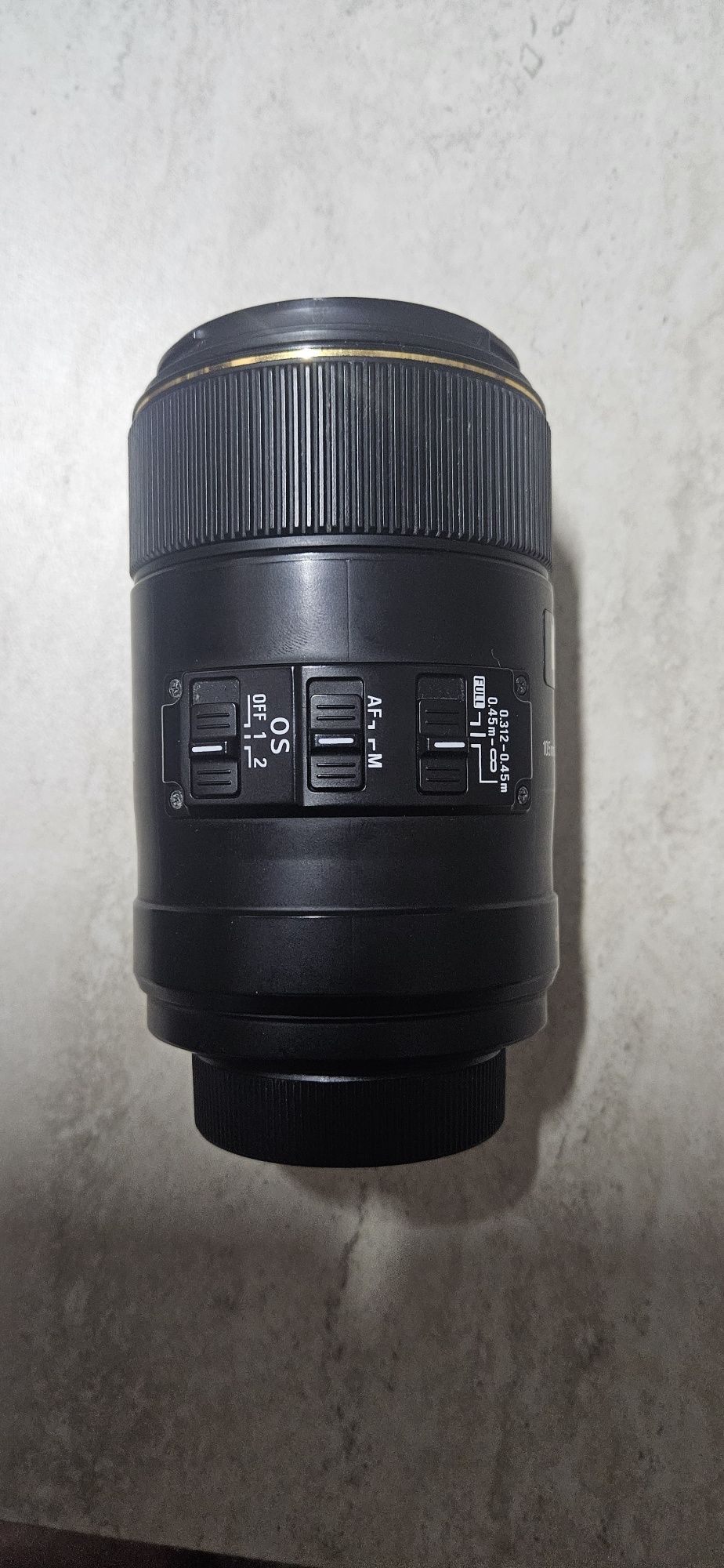 De vânzare Sigma macro montura Nikon f 105mm