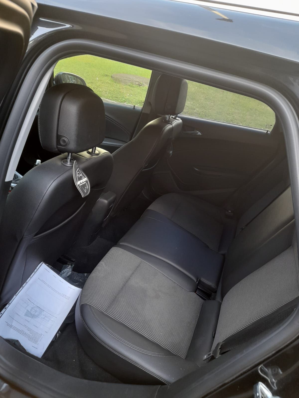 Opel Astra Sports Tourer 2013