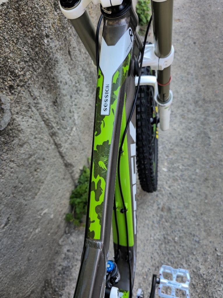 Trek Session 8 DH 26цола М размер Като нов,  Boxxer. Fox shock