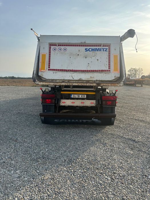 Semiremorca basculabila Schmitz bascula