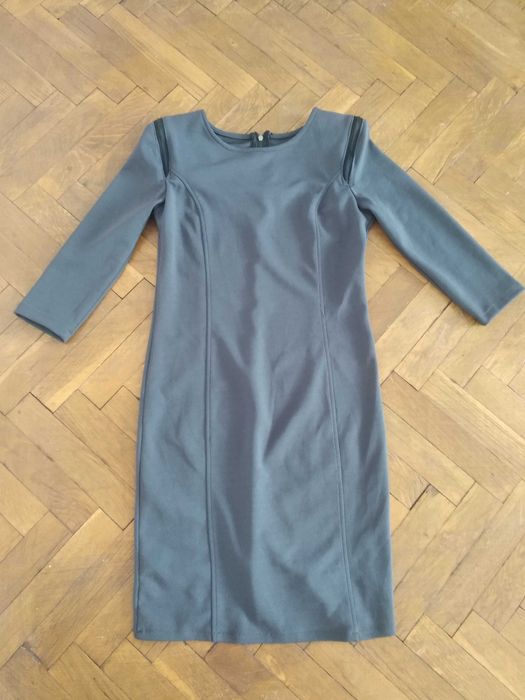 Рокли с къс ръкав