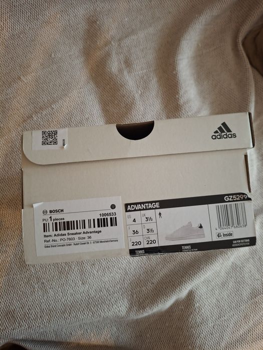 Продавам маратонки Adidas Sneaker Advantage