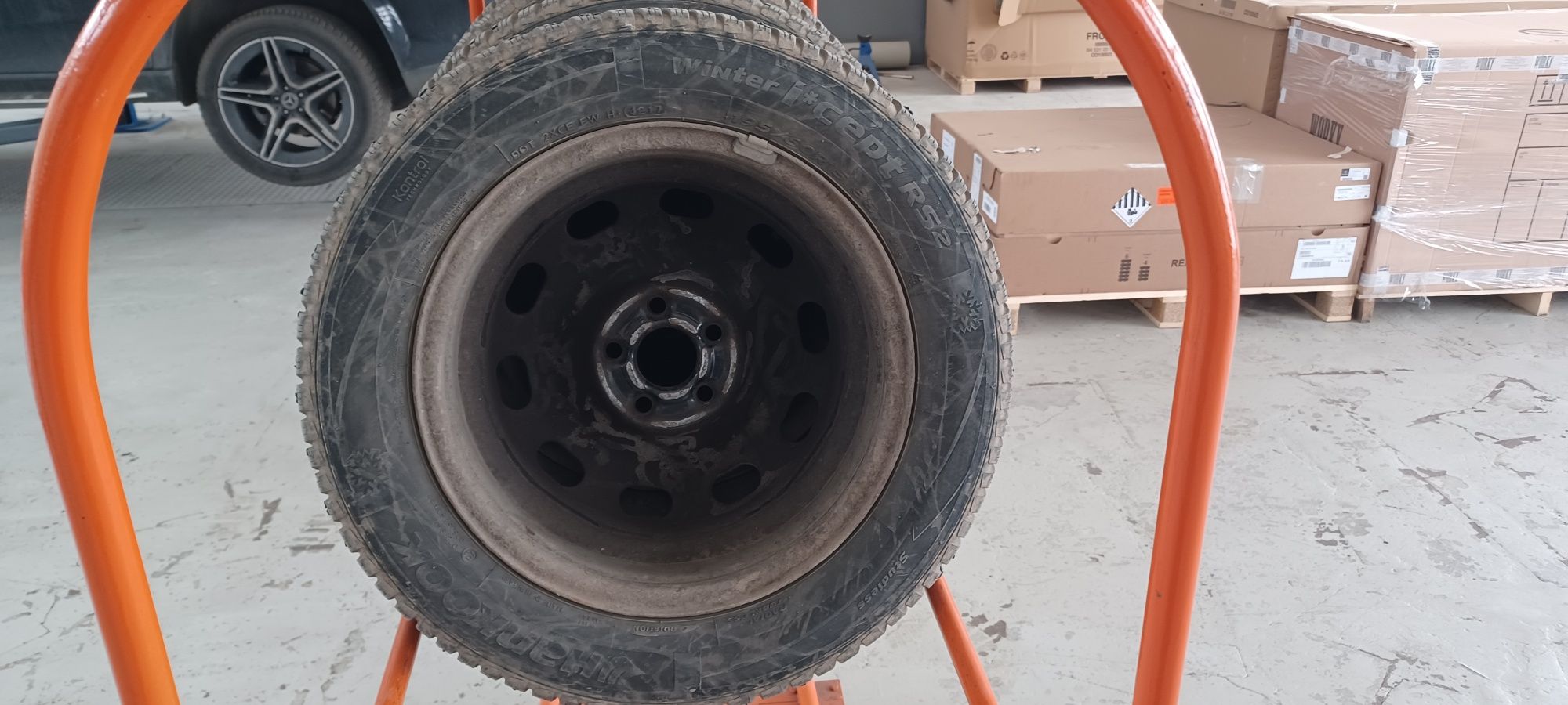 Гуми с джанти 195/60R15 5х100 за VW и Audi