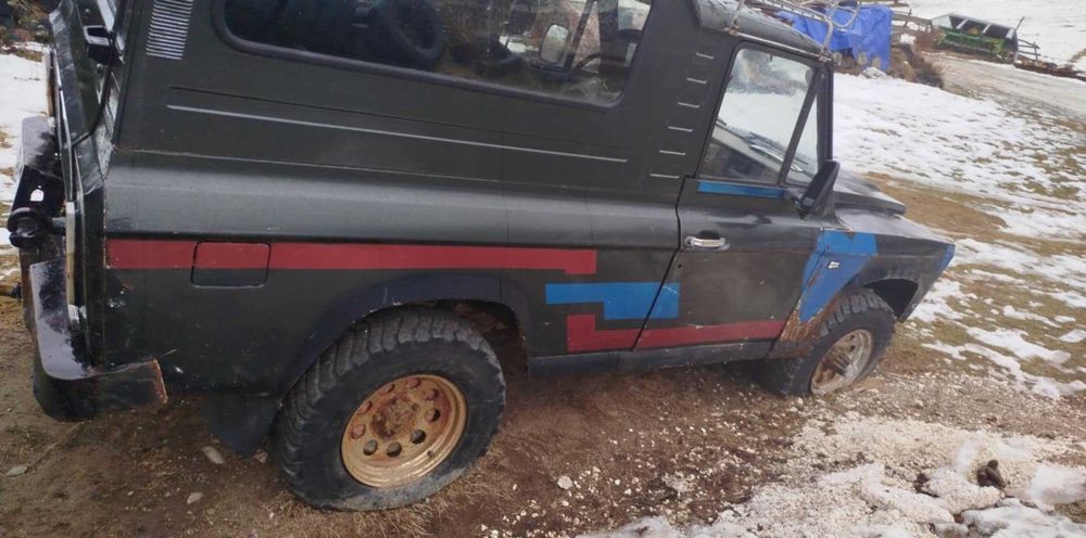 ARO 243 Fără motor punte spate cu blocant!