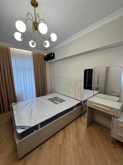 Продаётся м. Горького 3 комнатная квартира 
в Новостройке