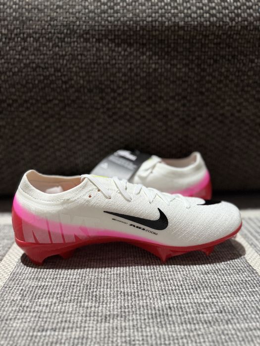 Ghete fotbal Nike Mercurial marimea 41, 42 si 43