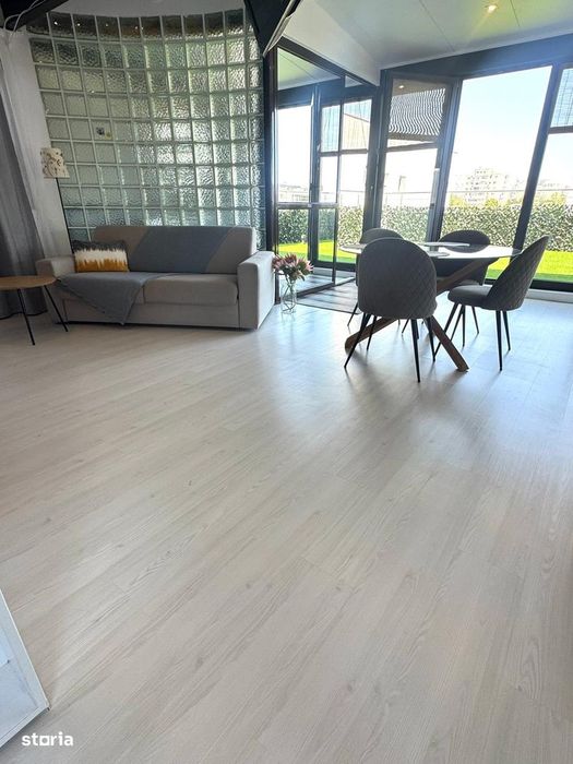Studio de vanzare, zona Km 4-5