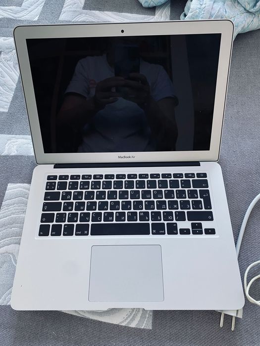 Макбук на запчасти