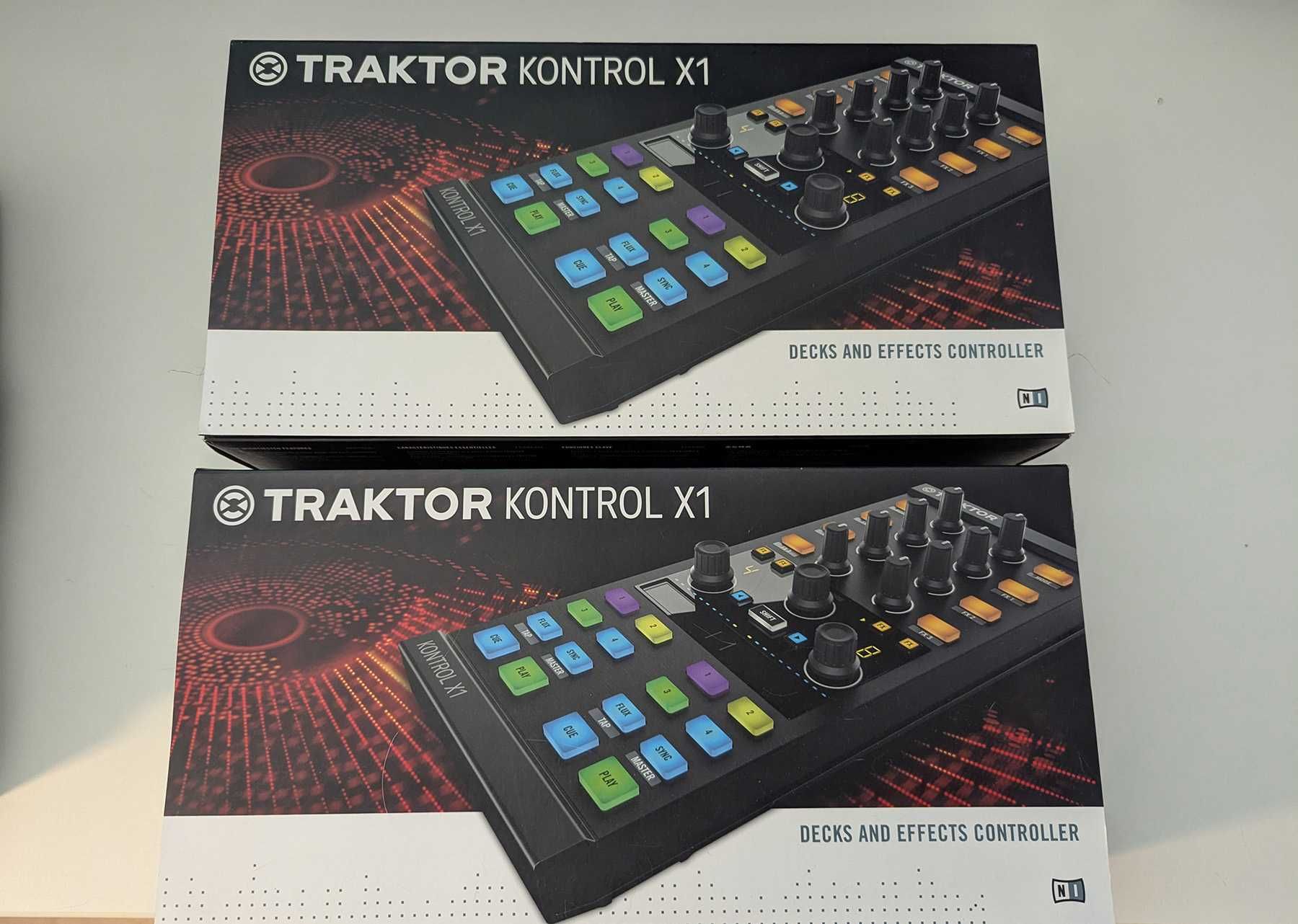 Native Instruments Traktor F1 / Z1 & 2 x X1  DJ Setup