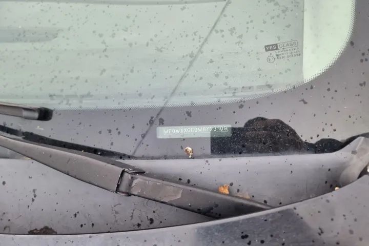 Dezmembrez  Ford Focus 2, an 2006, motor 1.6 benzina cod HWDA, cutie de viteze manuala 5+1 trepte cod 3m5r-7002-ne