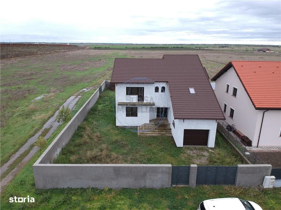 Casa P+E La Stadiu De Finisaje,  Str. Cuza Voda,  Zona Petresti