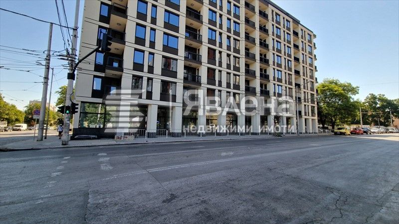 Продава се Тристаен апартамент в София, Банишора - 91 кв.м за 2193 €/кв.м - Снимка #1