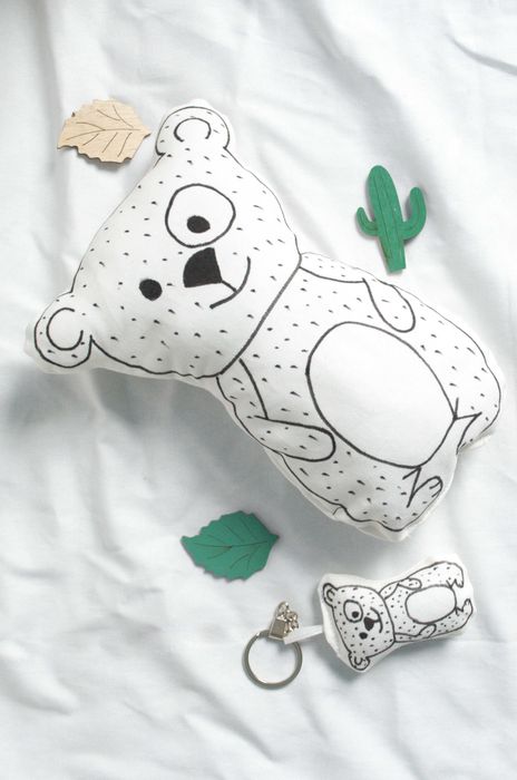 Ръчно рисувани играчки за бебе
