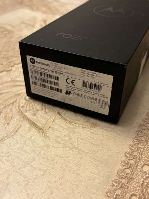 Motorola Razr 40 Ultra Ca Nou