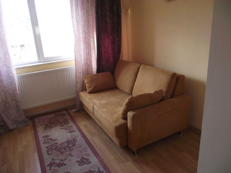 dau in chirie garsoniera