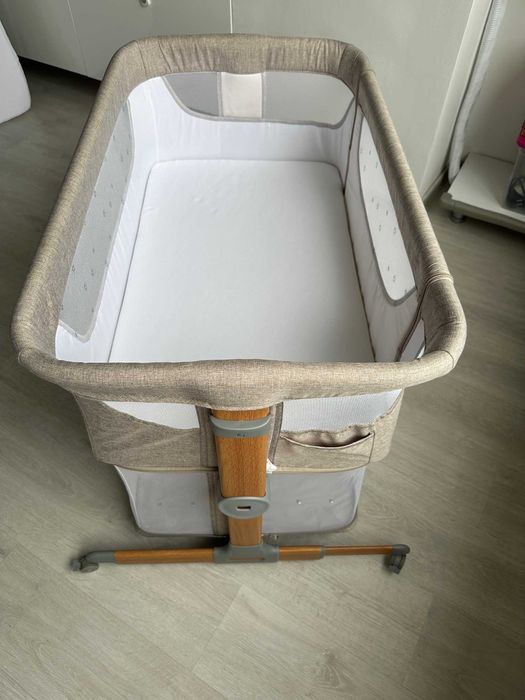 Ptatut co-sleeper 4 in 1 Smart Bed, Beige, MoMi