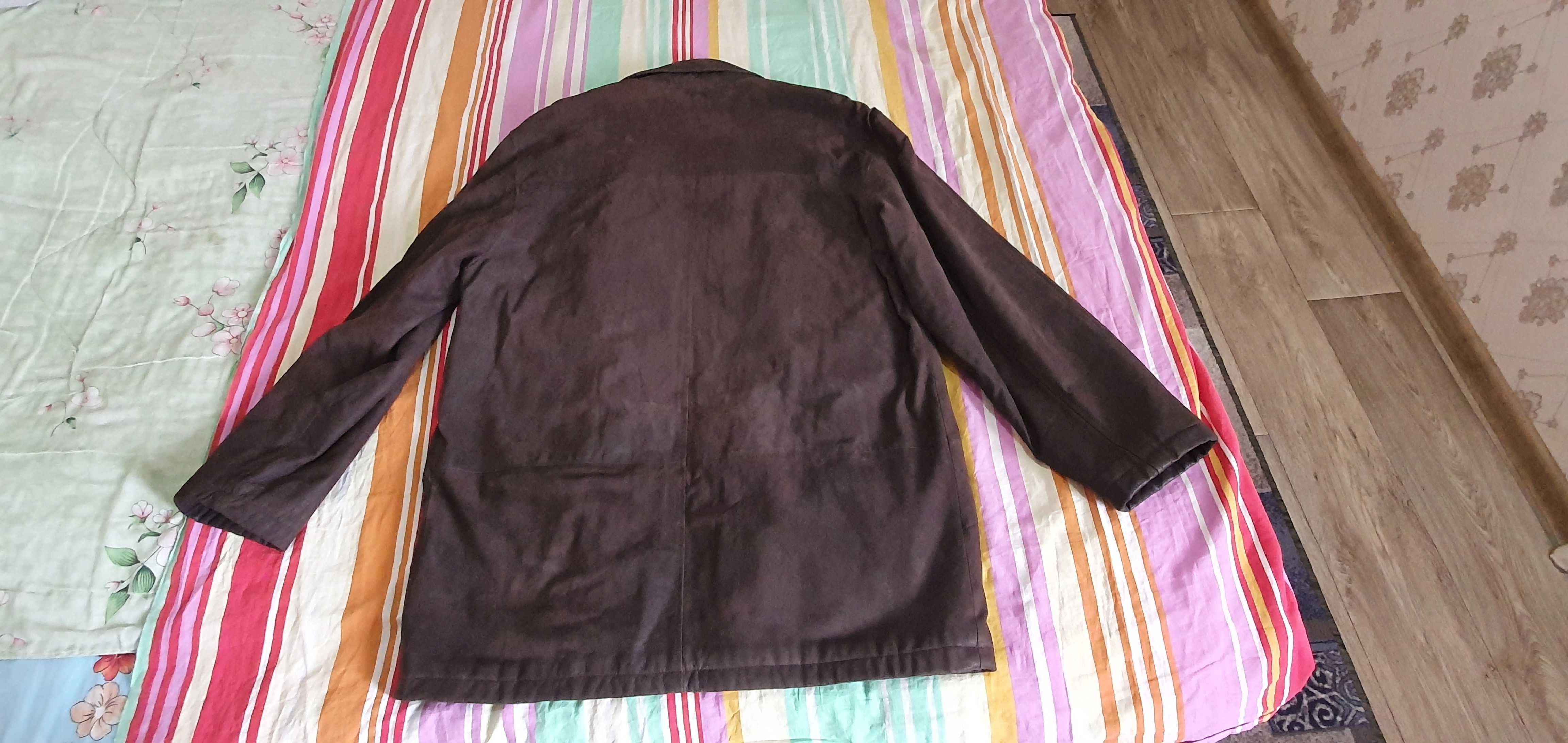 Продам кожаную куртку в идеальном состоянии размер 50 (БРЕНД)