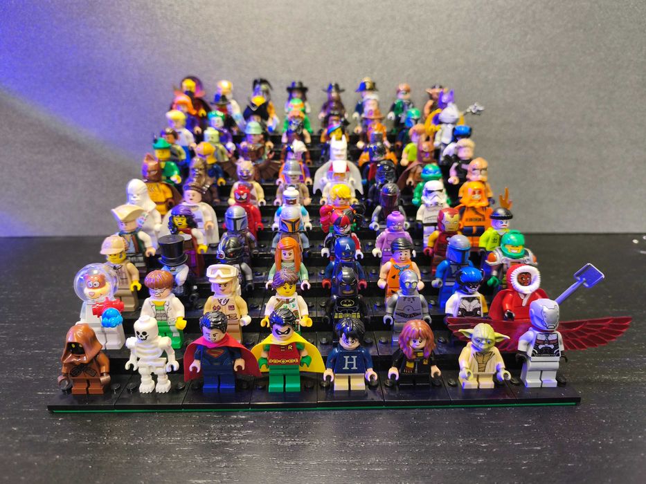 LEGO мини фигурки