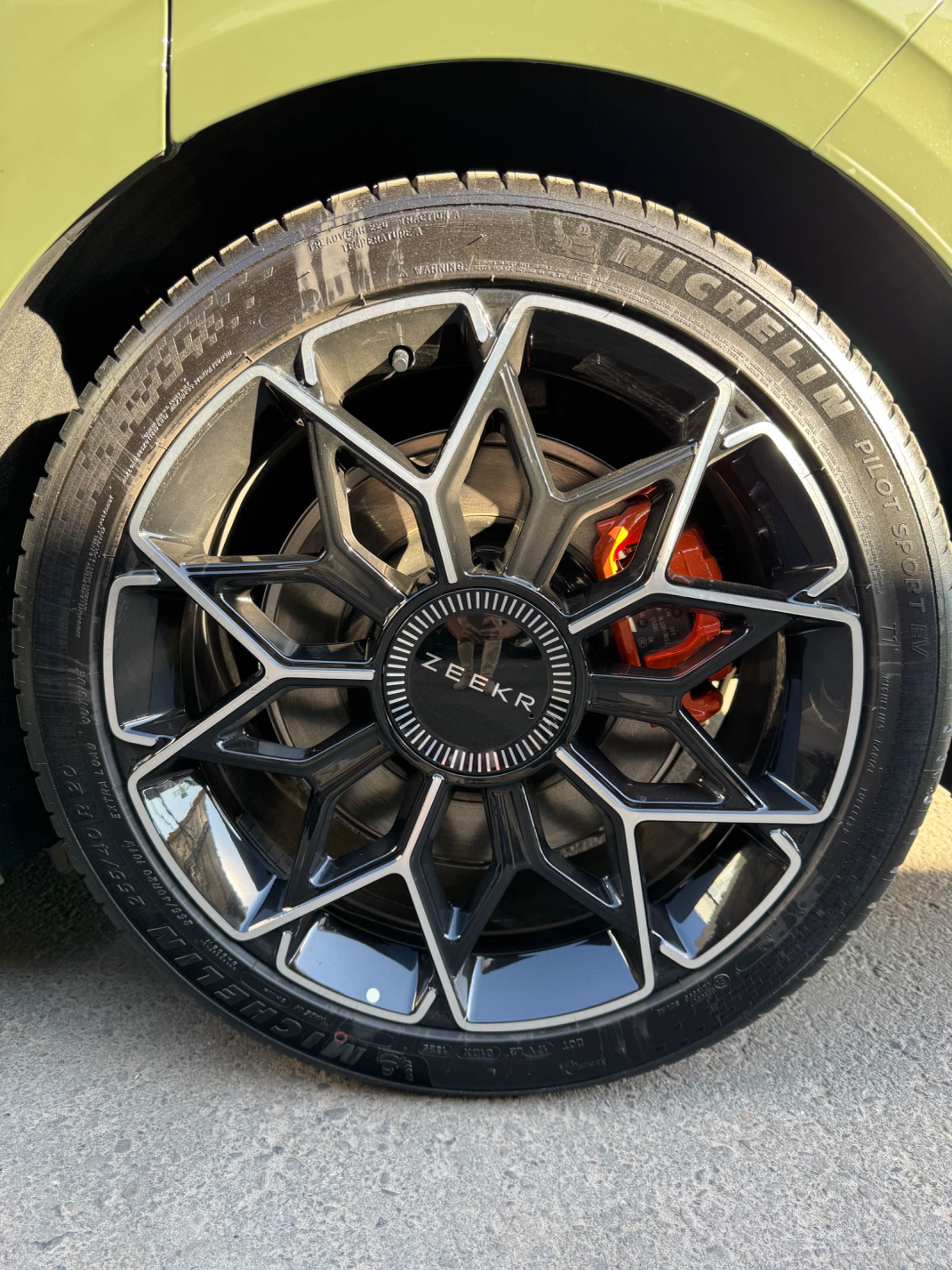 Zeekr 007 GT 2025