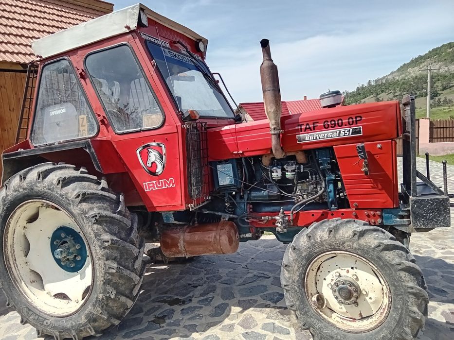 Tractor forestiere an state foarte bună 651