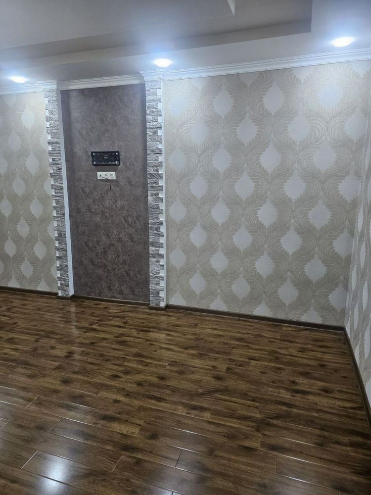 МЕТРО ХАМЗА.  срочно продаю Евро ремонт 2 х комнатная