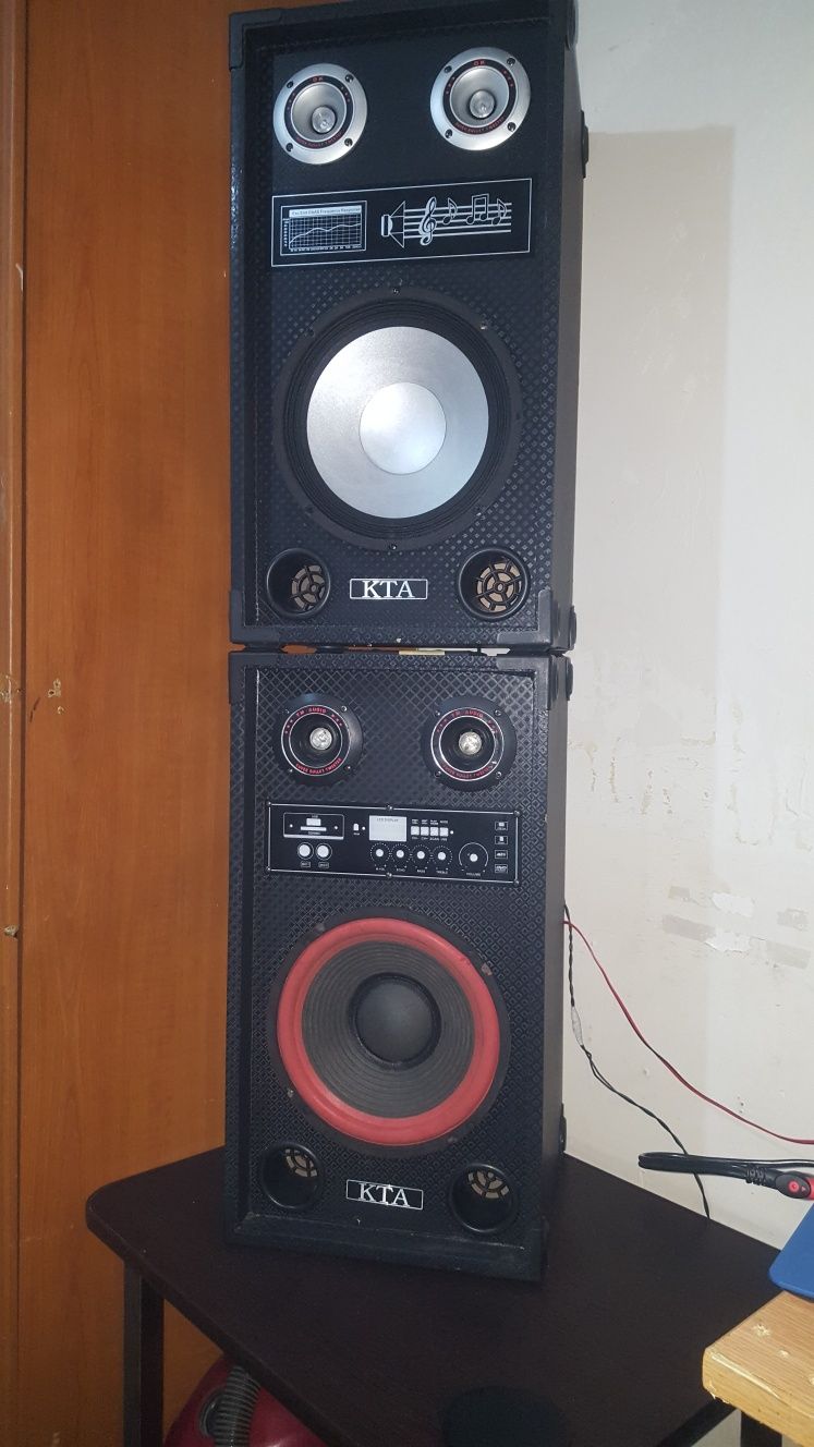 Boxe si combina audio
