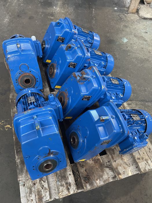 Мотор-редуктор/редуктори Nord