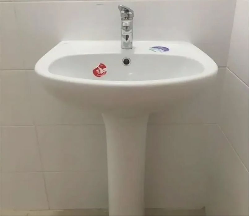 Продам раковину для ванной. В хорошем состоянии