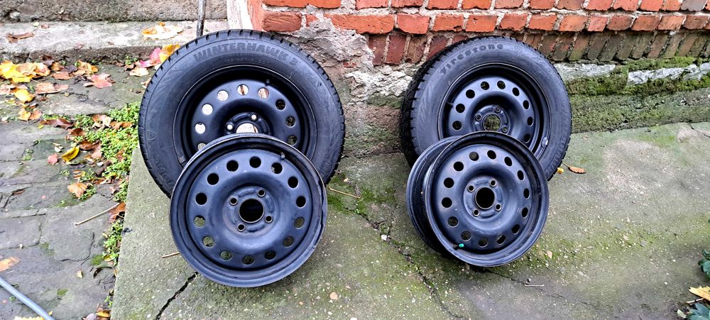 Джанти 4бр с 2 гуми за Форд