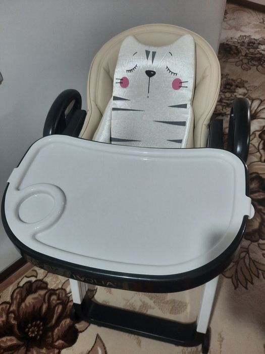 Ovqatlanadgan stulchik Ivolia