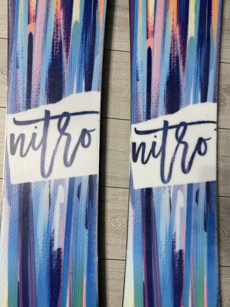 Placa snowboard nitro lectra brush 149cm si 146cm/pret pe bucata