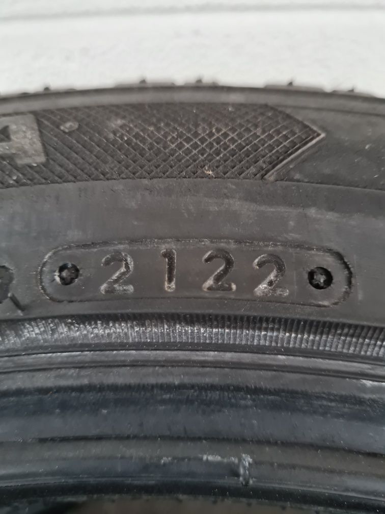 Зимни гуми 2 броя LASA Snoways4 245 45 R17 дот 2122
