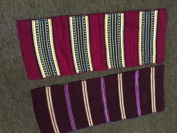 Ръчно изработени престилки, възглавници и елек на стан