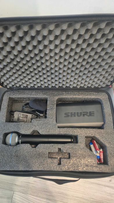 Vând Microfon Shure Beta 52A Wireless cu Receiver Shure BLX4