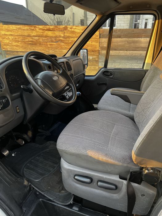Ford transit  2006 Duba /Cub