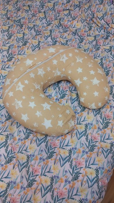 Анти-рефлуксна и възглавница за кърмене