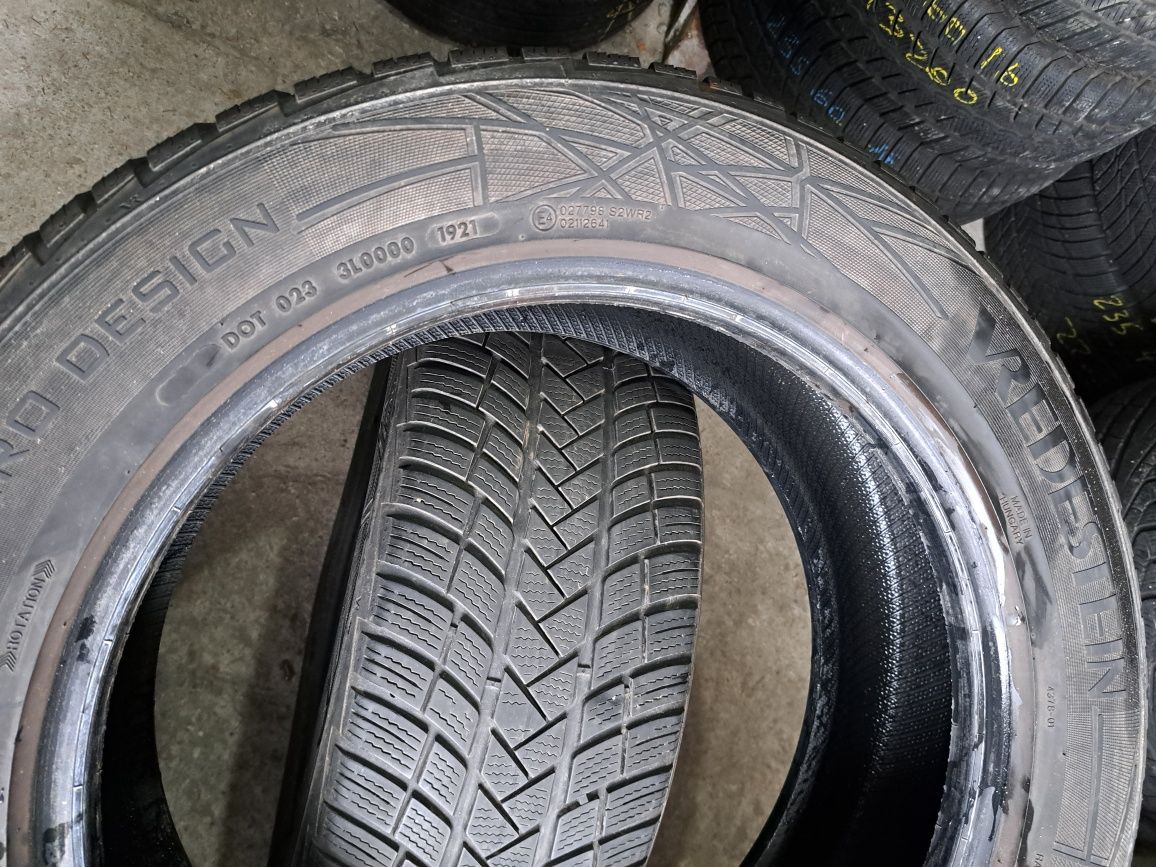 2 anvelope 235/55 R18 Vredestein