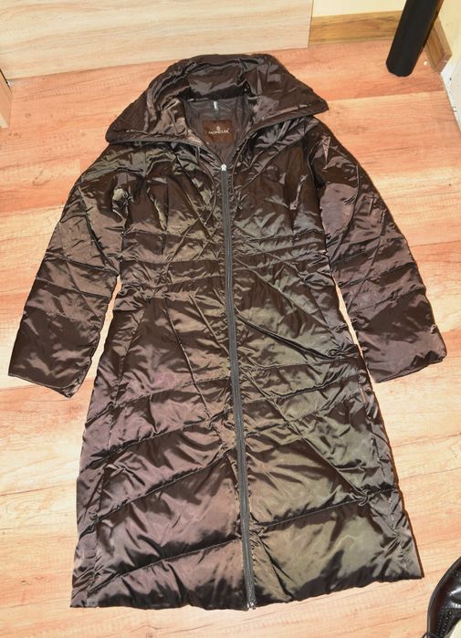 Moncler 100% оригинално дамско пухено яке палто парка размер 2