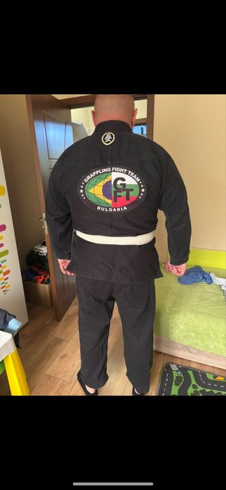 Кимоно черно ползвано