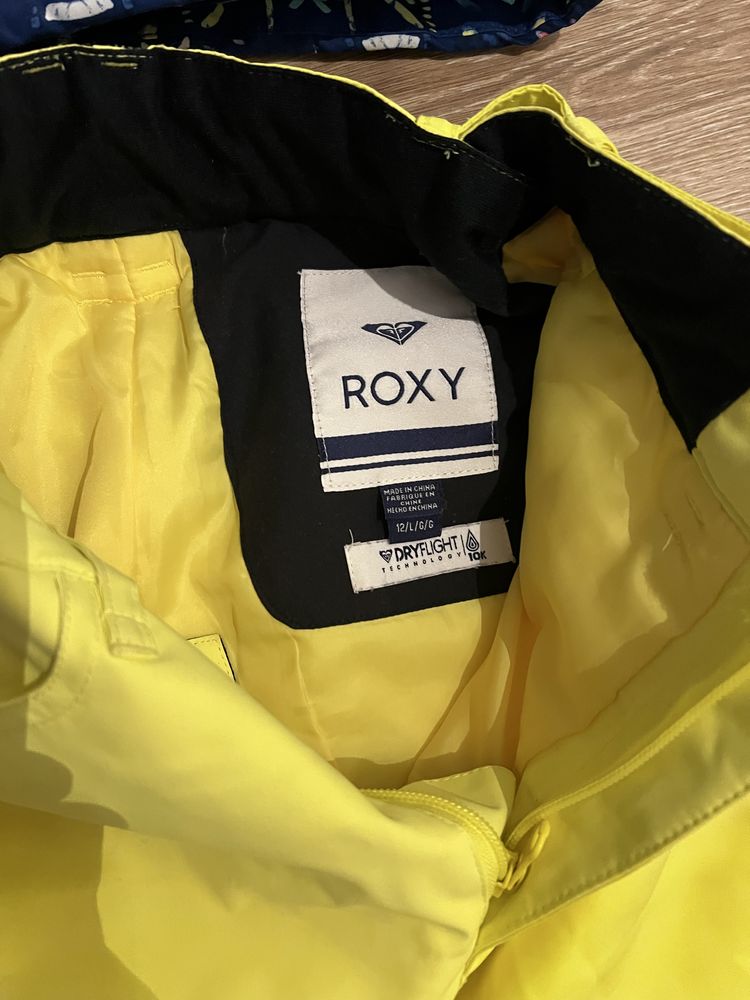 Ски яке и грейка Roxy12 L + щеки,очила и ръкавици..