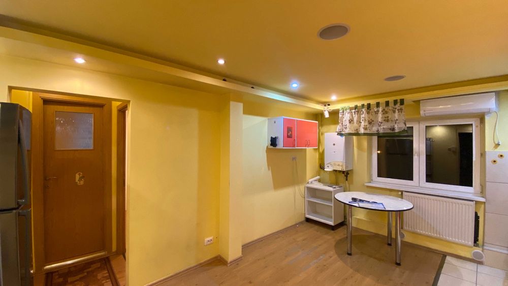 NERVA TRAIAN - PROPRIETAR etaj 1/8 – 60,4 mp, decomandat – 169.000 €