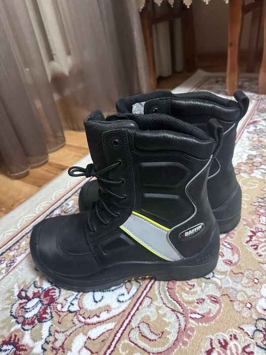 Обувь  баффины новые