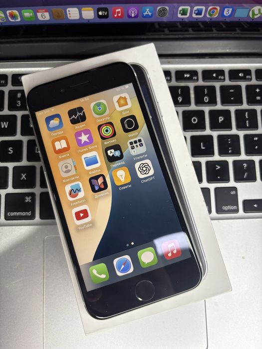 Iphone se 2020 64gb