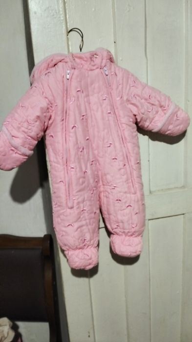 Продам комбинезон демисезонный