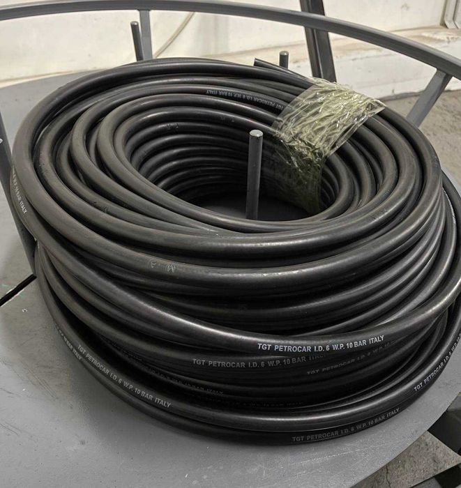 Шланги гидравлические бензиновые, масляные 10 bar