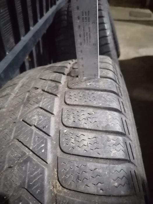vand 4 cauciucuri run flat de iarna Pirelli 245/50 R18 100H dot 2022