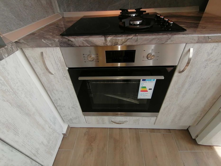 Продава се Двустаен апартамент в София, Зона Б-5-3 - 65 кв.м за 2247 €/кв.м - Снимка #2