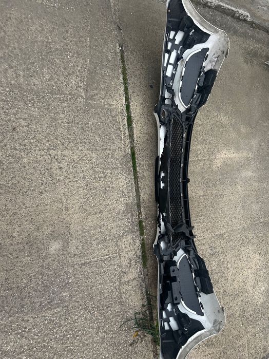 Предна броня Мерцедес W205 C klasa2016г на части