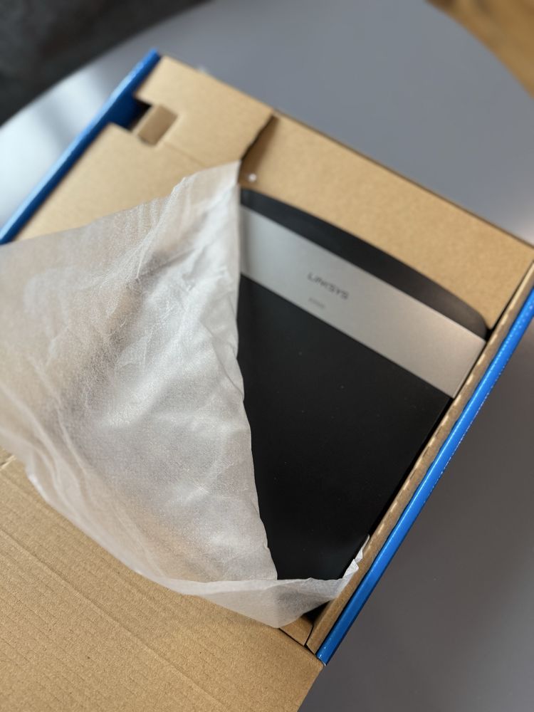 Рутер Linksys E2500 N600 Dual-Band Wi-Fi Router