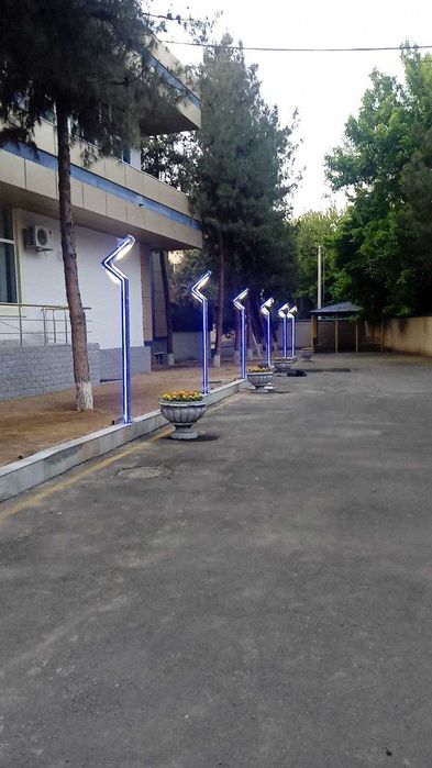 Столб уличного освещения. Светильник. Chiroq